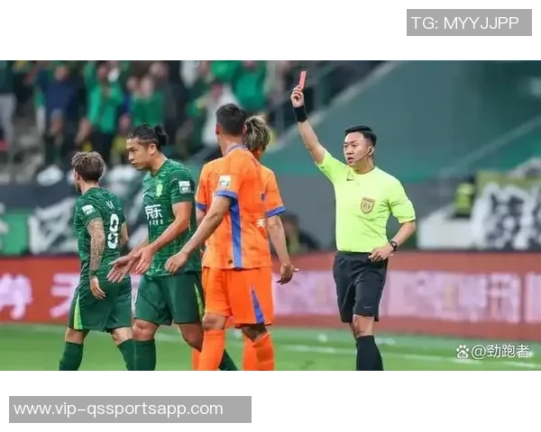 国安球员信心缺失影响团队表现媒体人深度剖析